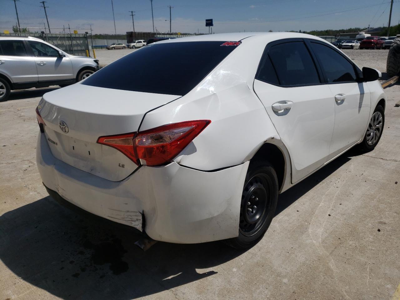 Photo 4 from auction – 2018 TOYOTA COROLLA L with VIN 2T1BURHE7JC989908