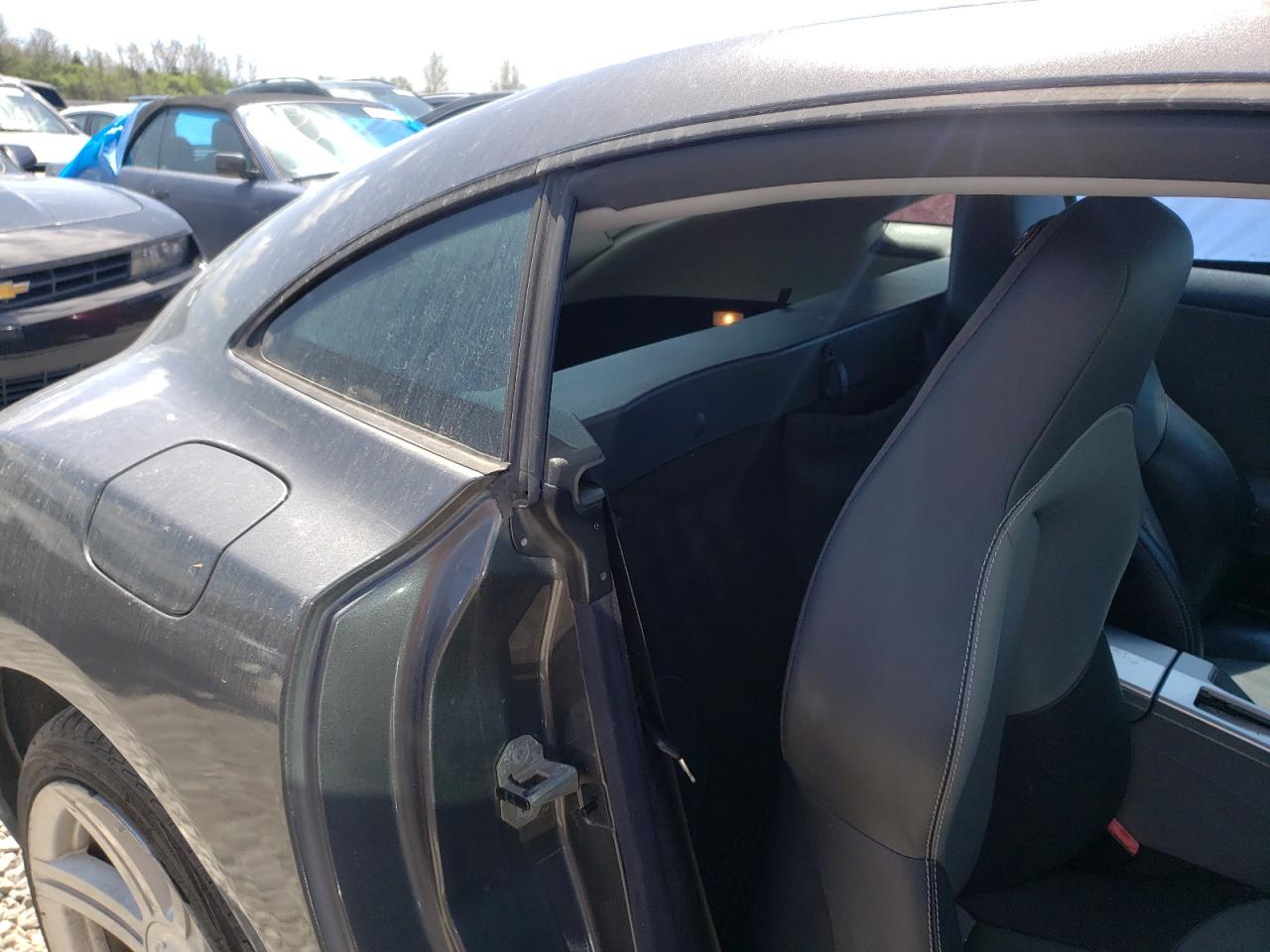 Photo 6 from auction – 2004 CHRYSLER CROSSFIRE with VIN 1C3AN69L44X021814
