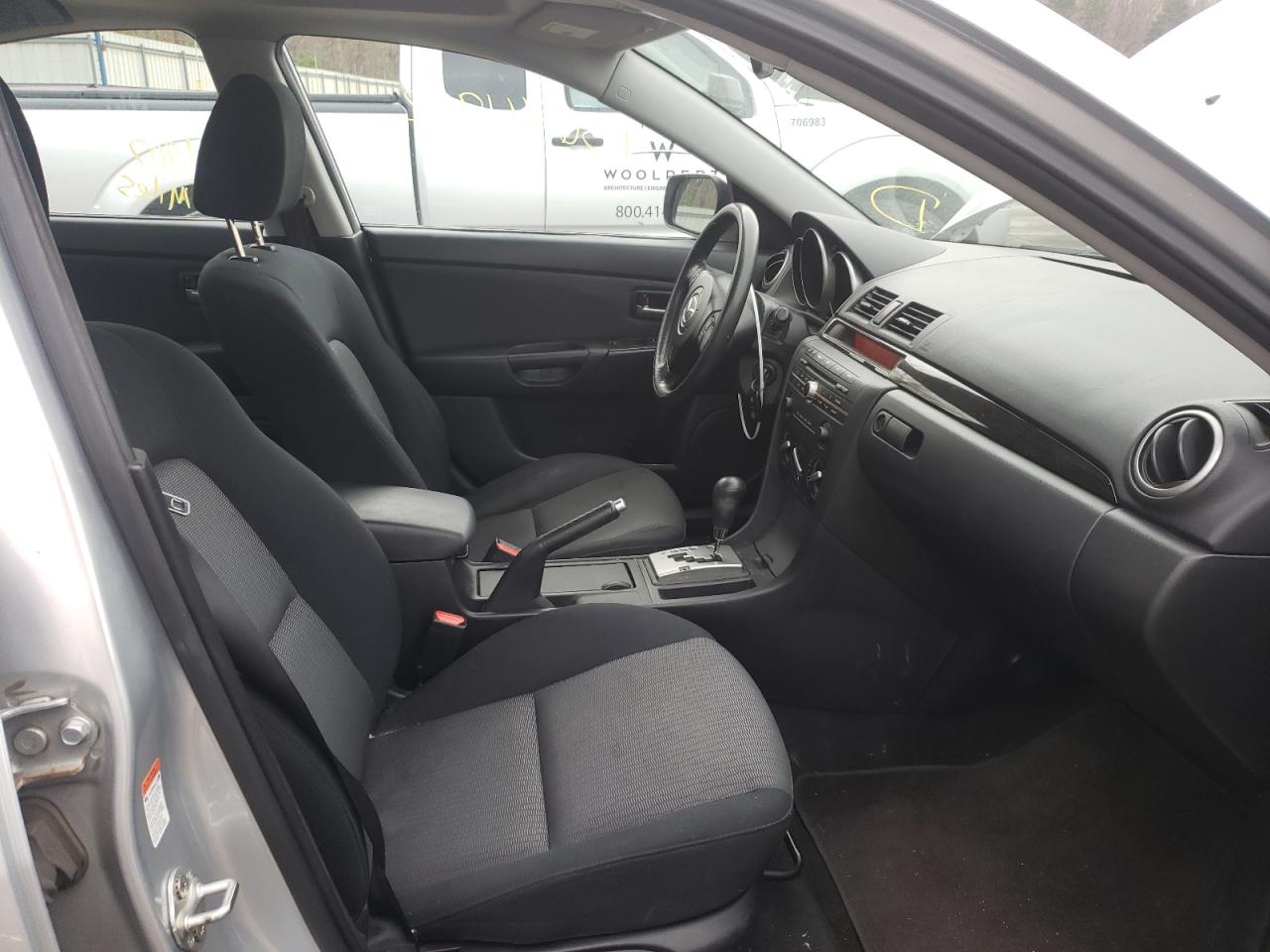 Photo 5 from auction – 2008 MAZDA 3 I with VIN JM1BK32G981804348