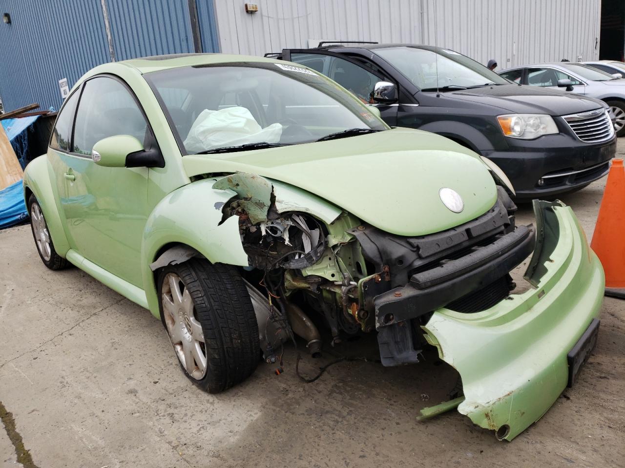 VOLKSWAGEN NEW BEETLE 2003 with VIN 3VWCD21C73M432881 - Photo from auction