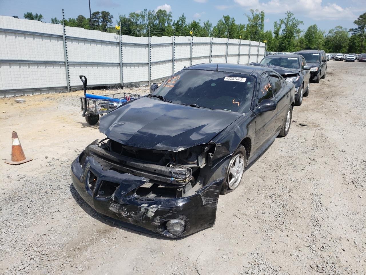 Photo 2 from auction – 2004 PONTIAC GRAND PRIX with VIN 2G2WP542841270378