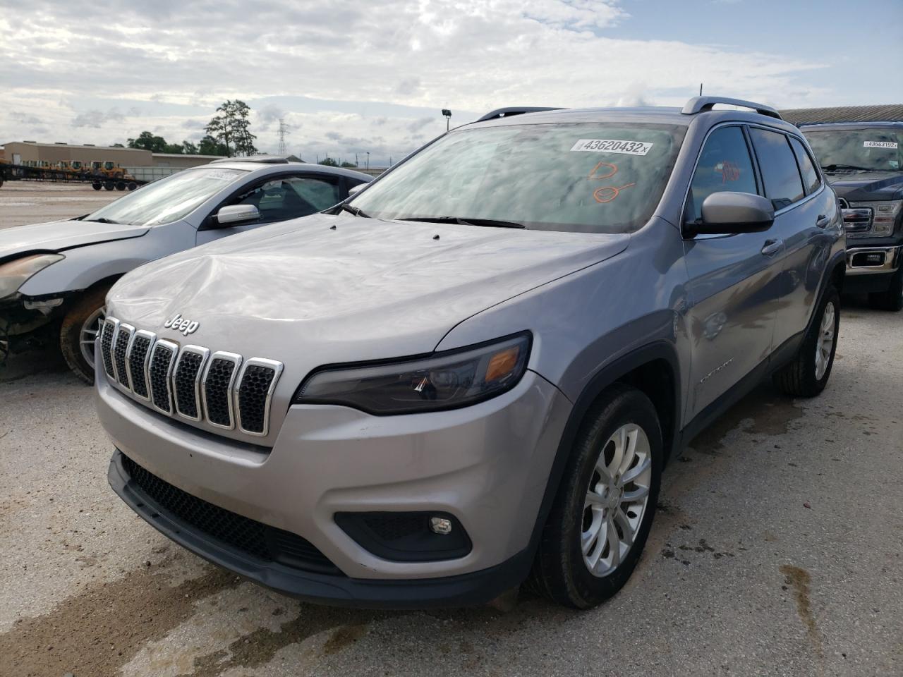 Photo 2 from auction – 2019 JEEP CHEROKEE L with VIN 1C4PJLCX3KD159712