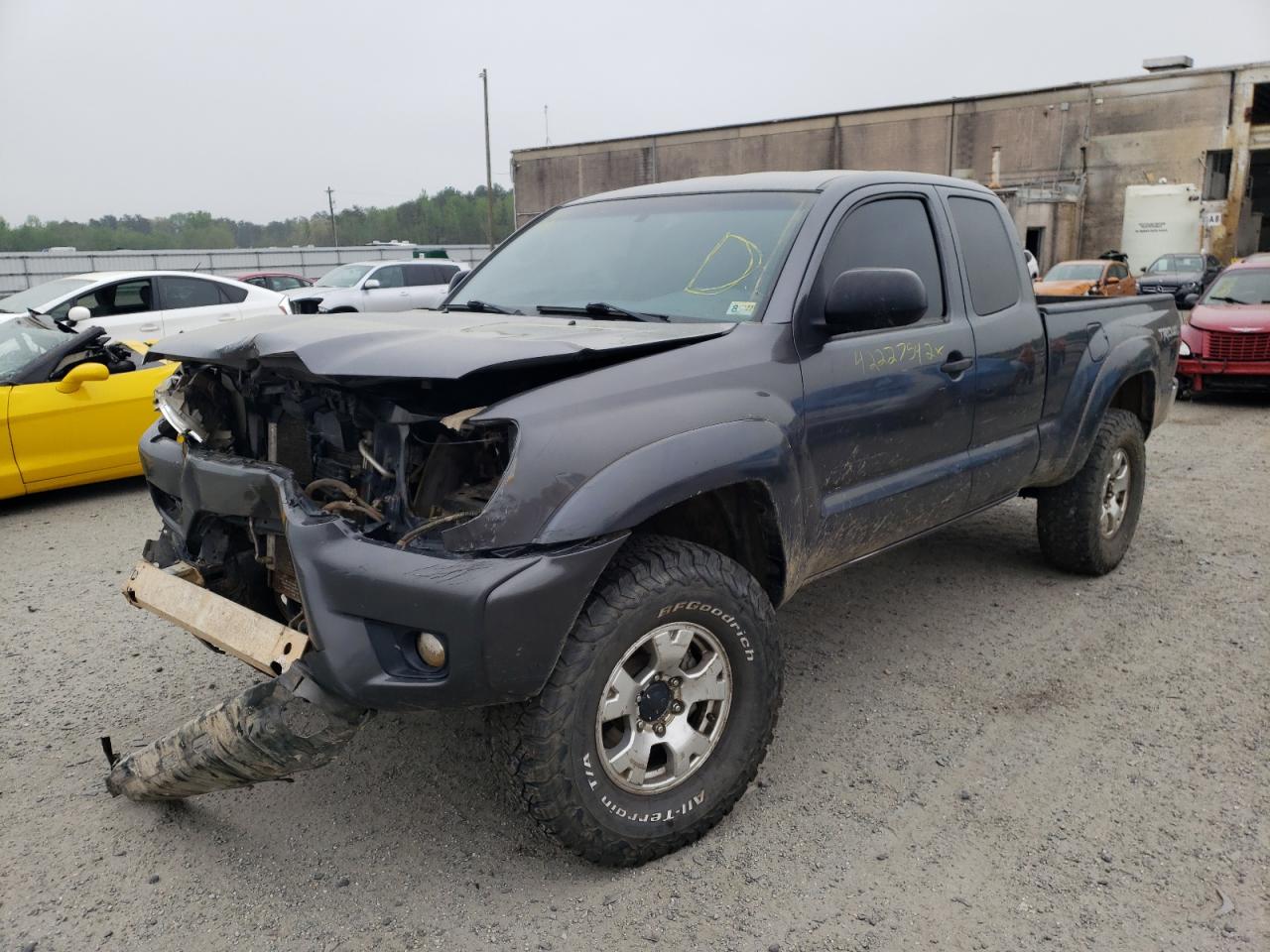 Photo 2 from auction – 2013 TOYOTA TACOMA with VIN 5TFUU4EN2DX076740