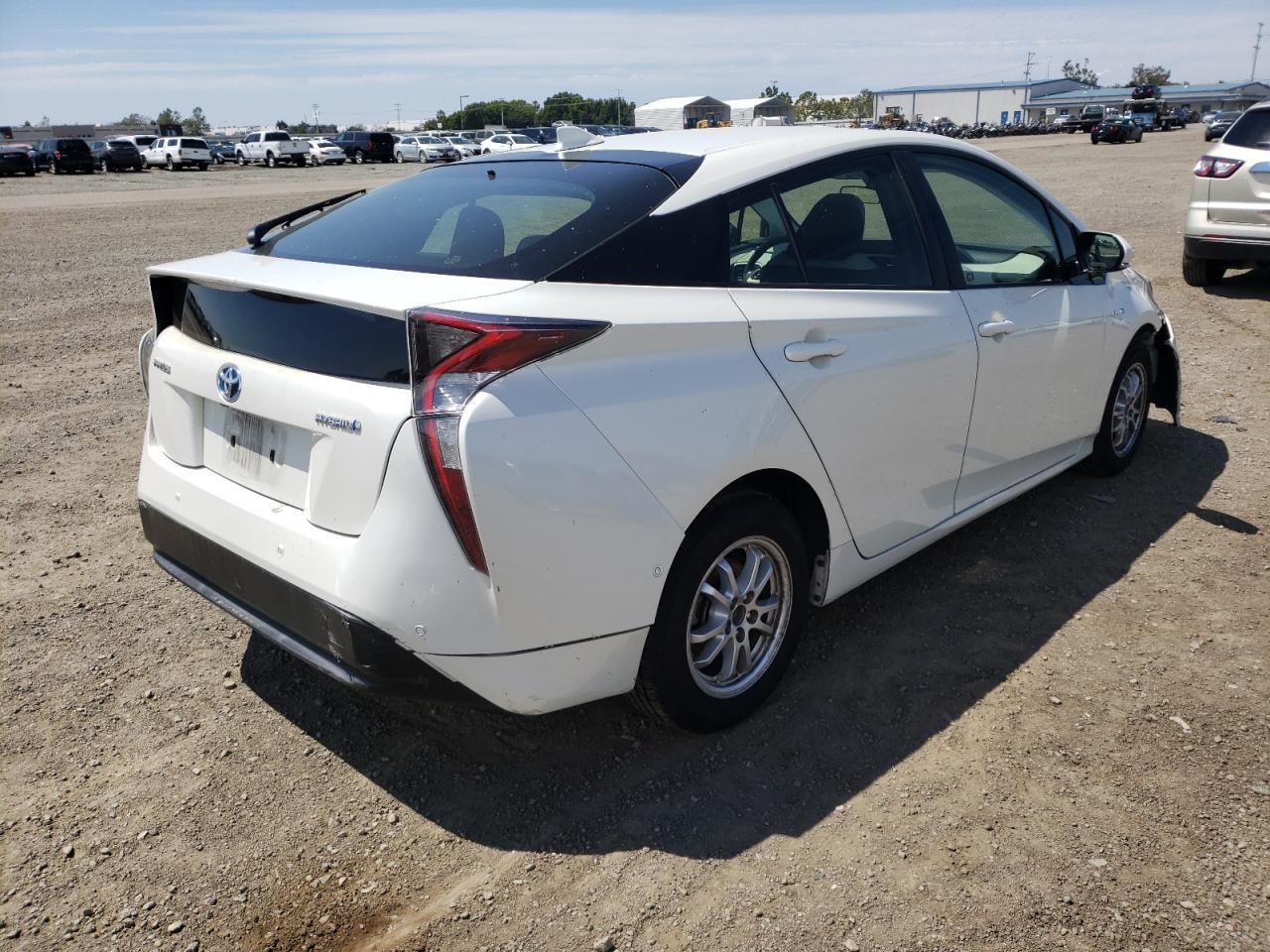 Photo 4 from auction – 2017 TOYOTA PRIUS with VIN JTDKARFU2H3541047