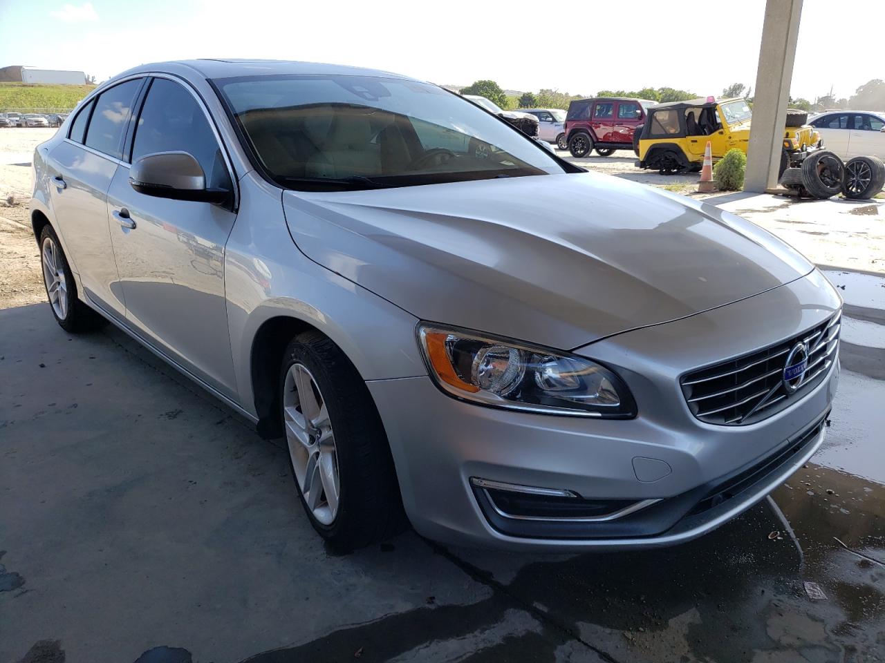 VOLVO S60 PREMIE 2015 with VIN YV140MFK3F2355463 - Photo from auction
