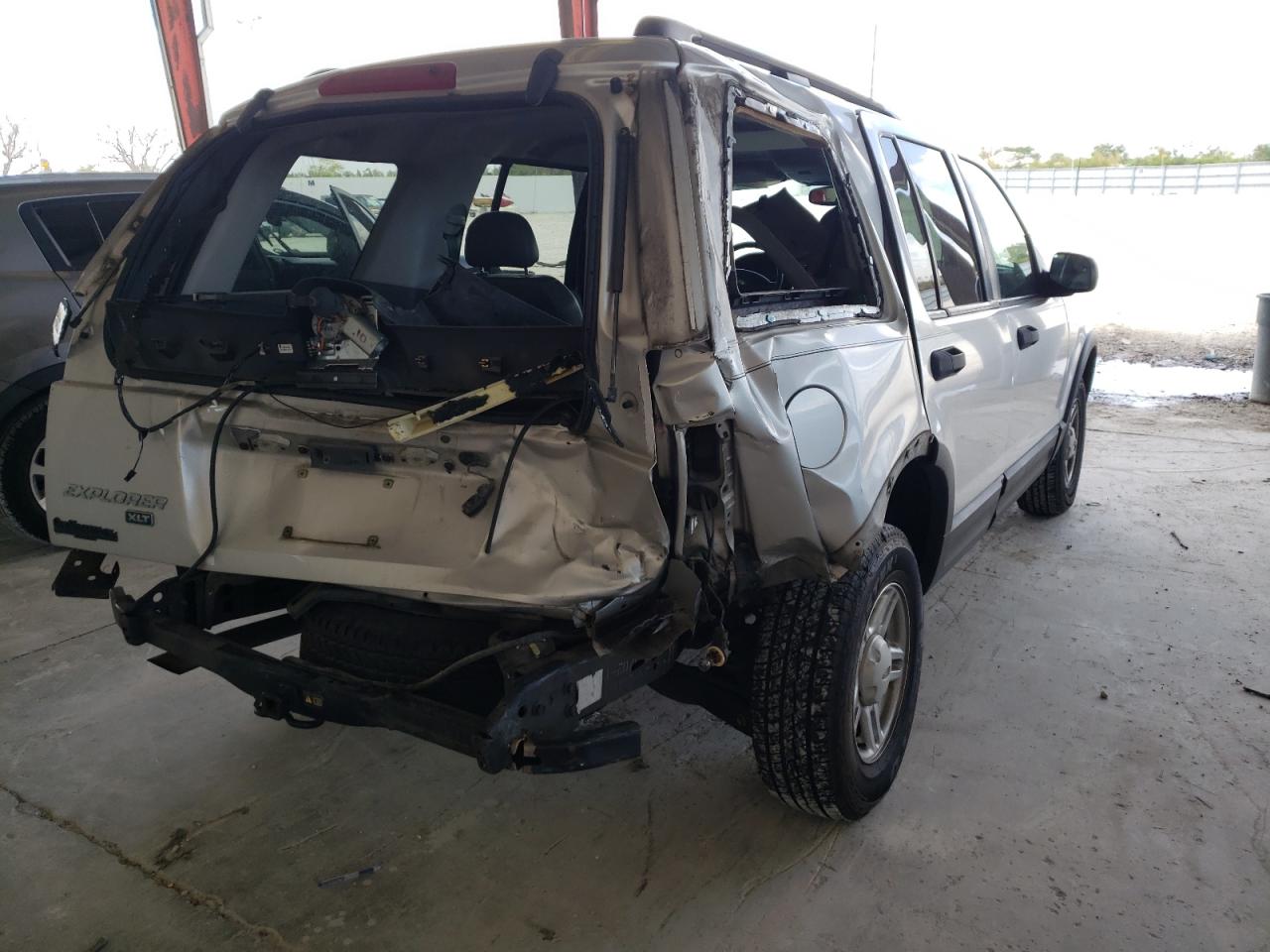 Photo 4 from auction – 2003 FORD EXPLORER X with VIN 1FMZU63K93UA90978