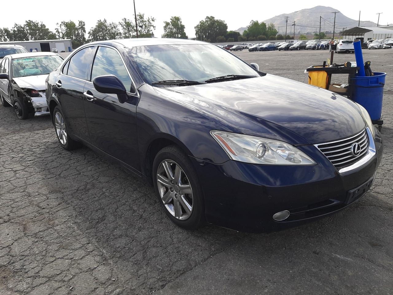 LEXUS ES 350 2007 with VIN JTHBJ46G272105170 - Photo from auction