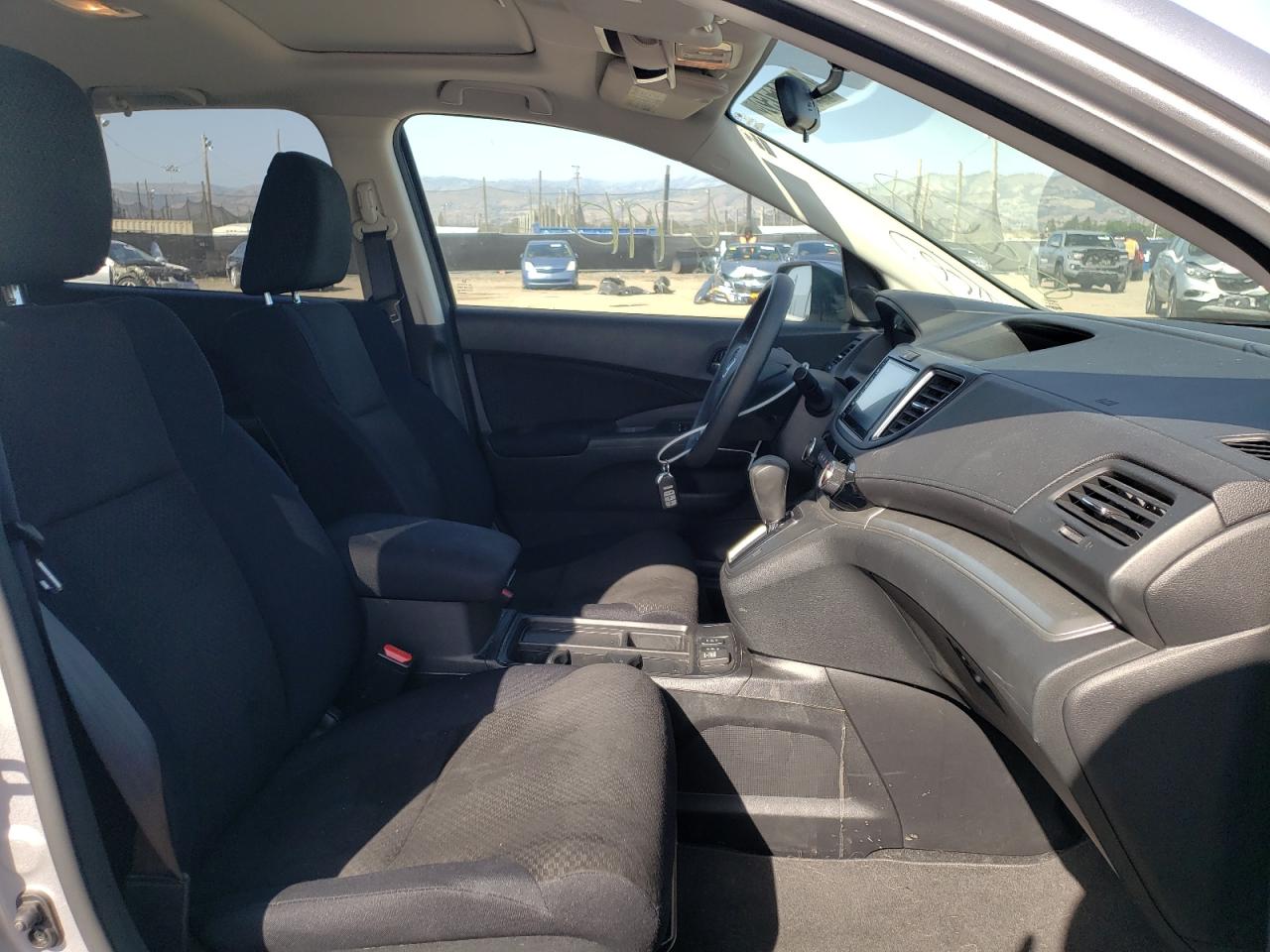 Photo 5 from auction – 2016 HONDA CR-V EX with VIN 2HKRM3H58GH549102