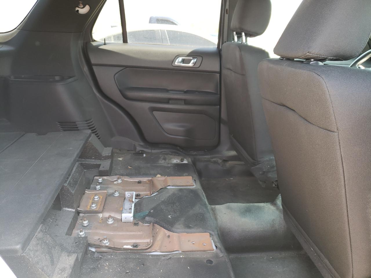 Photo 6 from auction – 2015 FORD EXPLORER P with VIN 1FM5K8AR6FGC26809