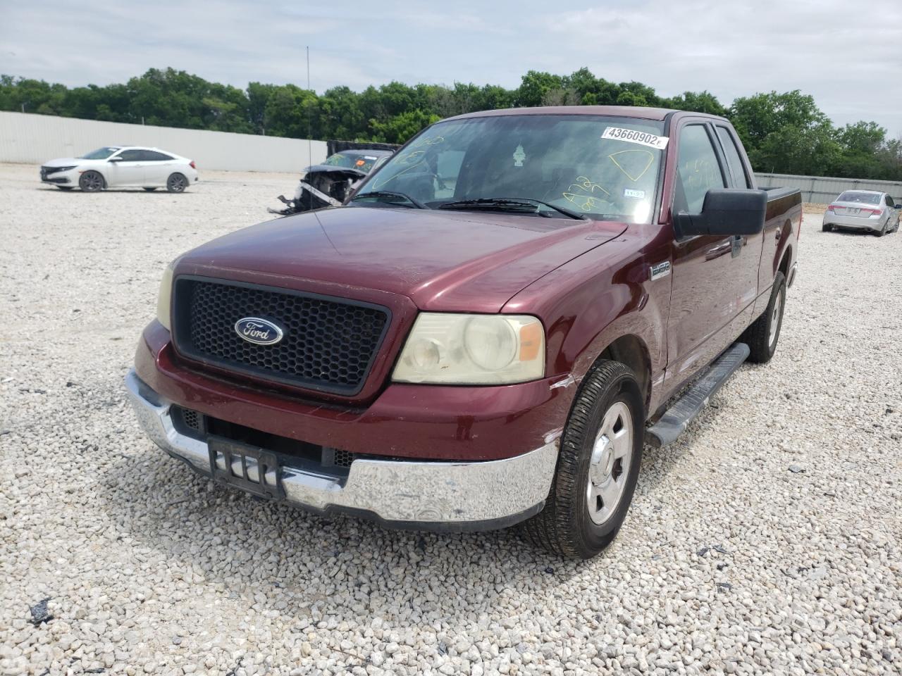 Photo 2 from auction – 2004 FORD F150 with VIN 1FTRX12W24NA72997