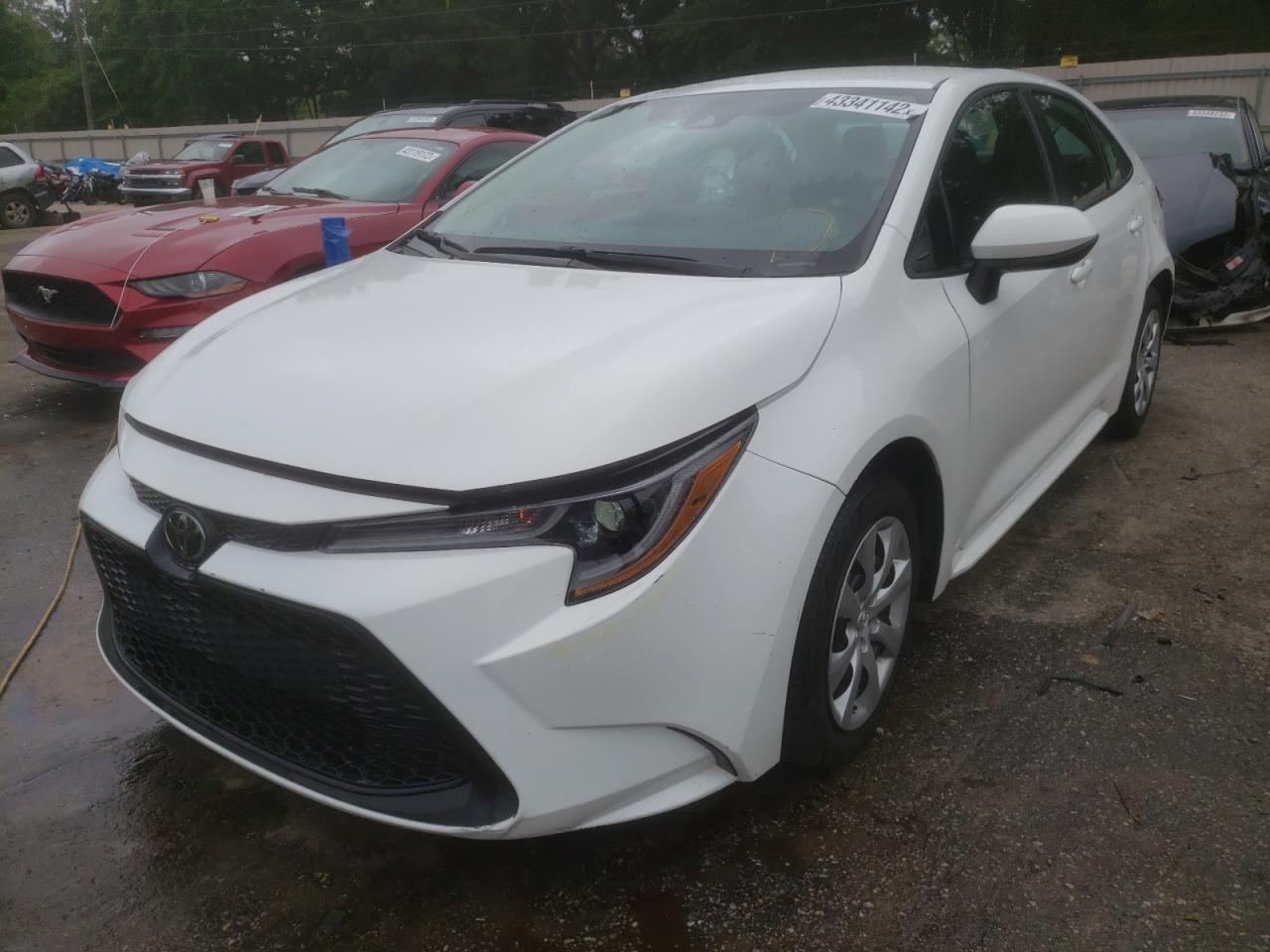 Photo 2 from auction – 2020 TOYOTA COROLLA LE with VIN 5YFEPRAE8LP075894