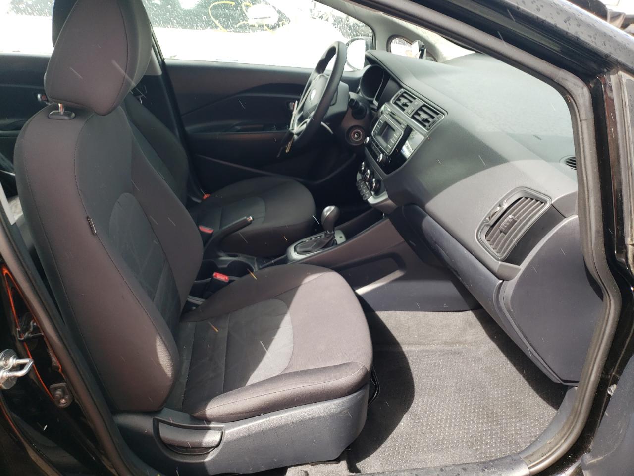 Photo 18 from auction – 2017 KIA RIO LX with VIN KNADM4A3XH6015570
