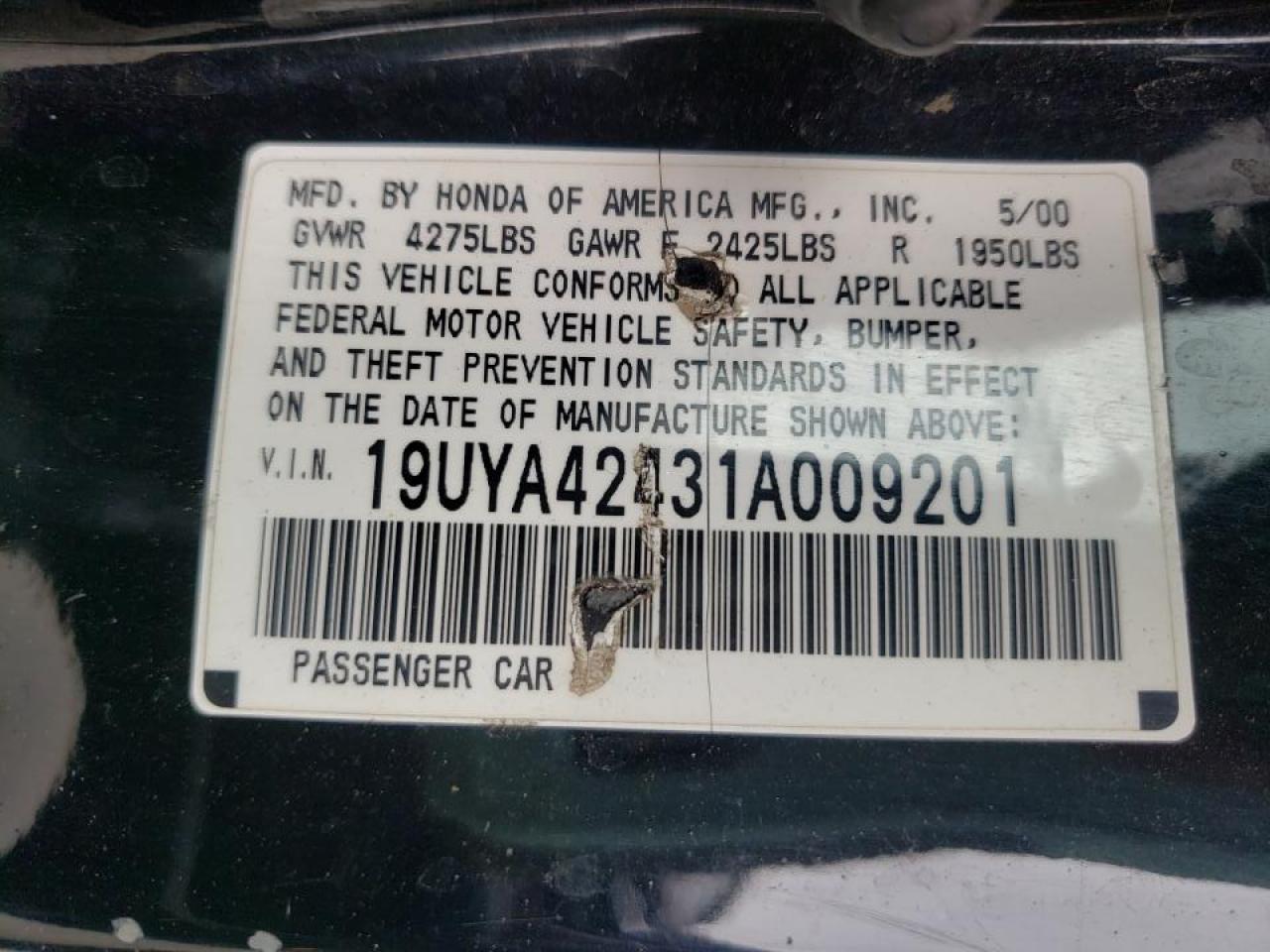 Photo 10 from auction – 2001 ACURA 3.2CL with VIN 19UYA42431A009201