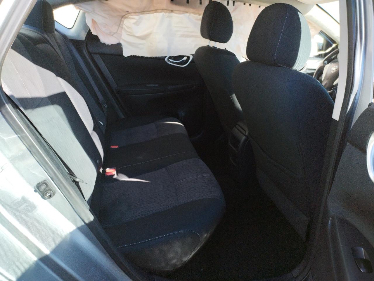 Photo 6 from auction – 2014 NISSAN SENTRA S with VIN 3N1AB7AP1EY295774