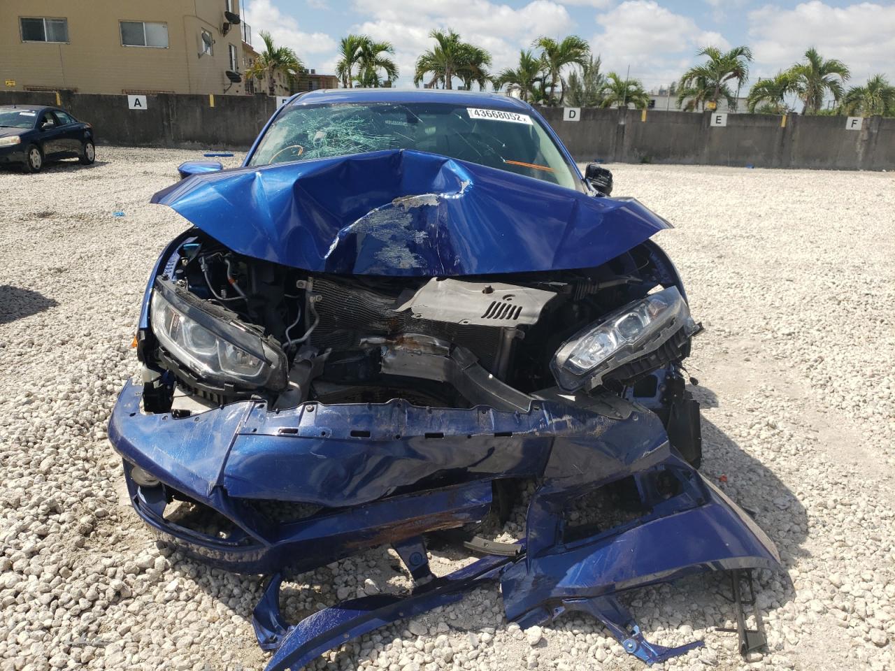 Photo 9 from auction – 2016 HONDA CIVIC EX with VIN 19XFC1F35GE010078