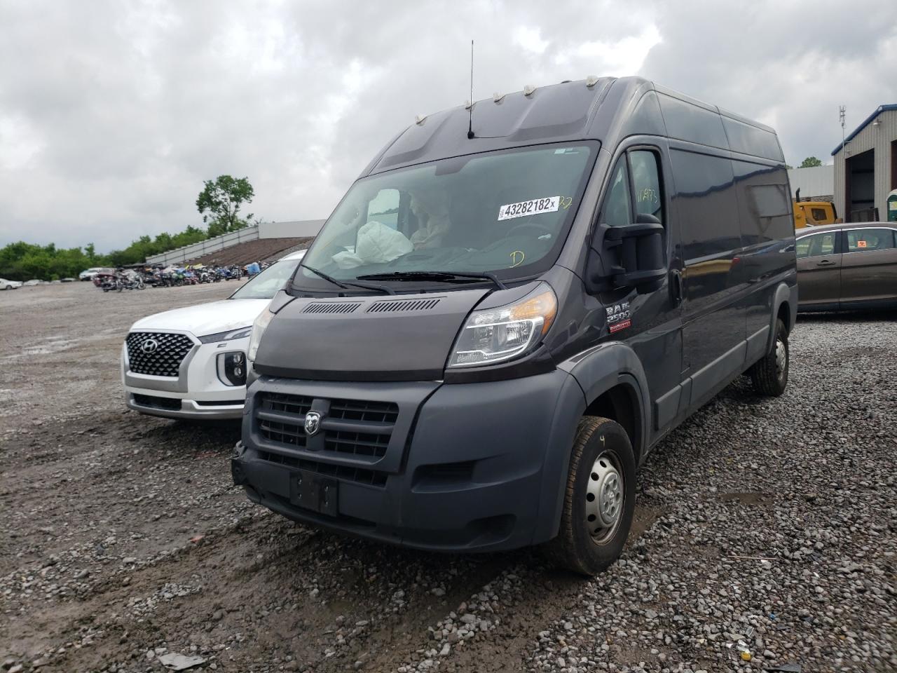 Photo 2 from auction – 2018 RAM PROMASTER with VIN 3C6TRVDG1JE100602