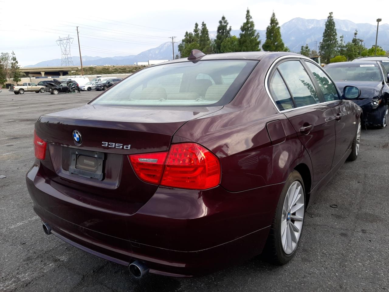 Photo 4 from auction – 2009 BMW 335 D with VIN WBAPN73549A265394