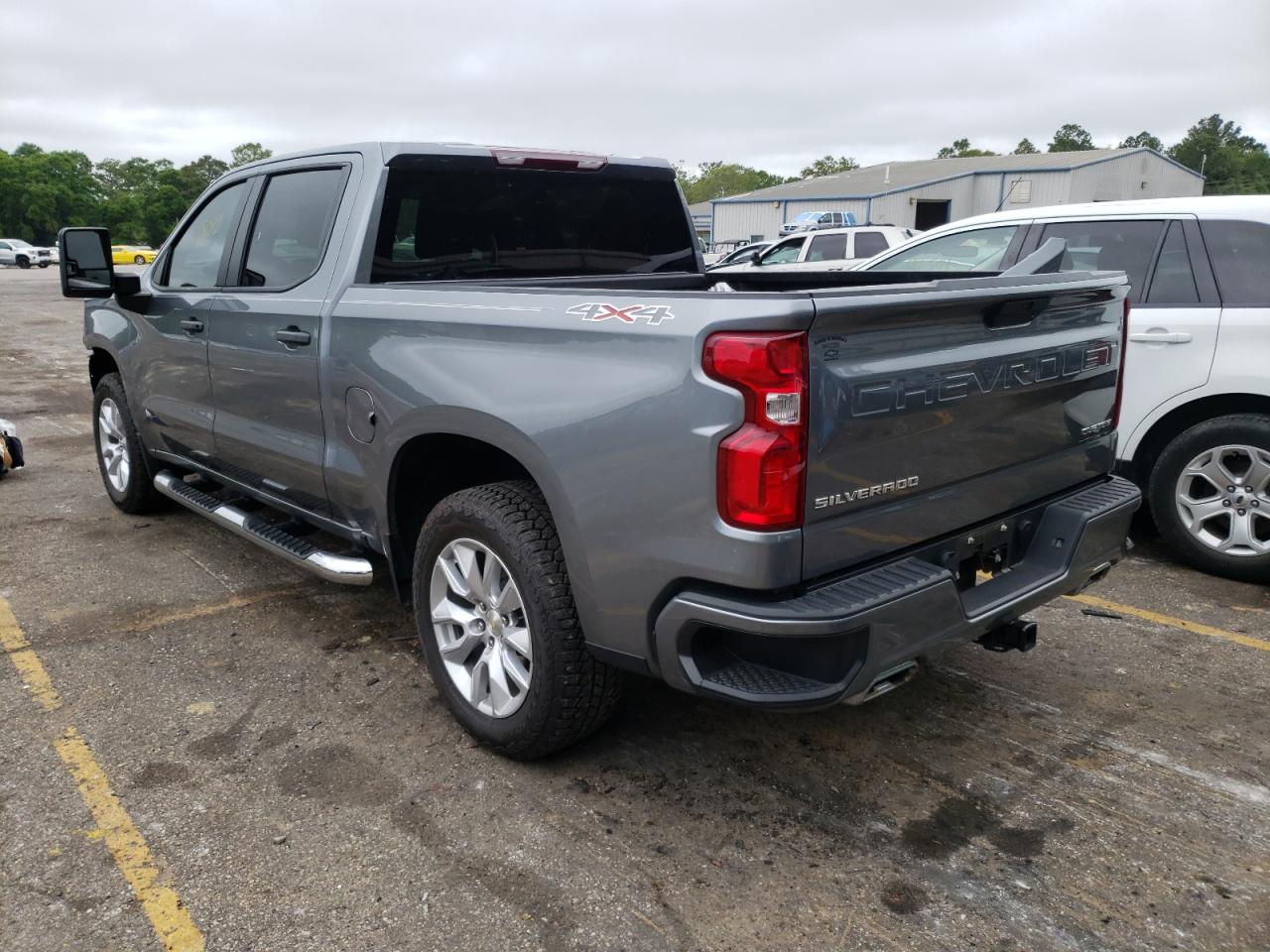 Photo 3 from auction – 2020 CHEVROLET SILVERADO with VIN 3GCUYBEF5LG392640