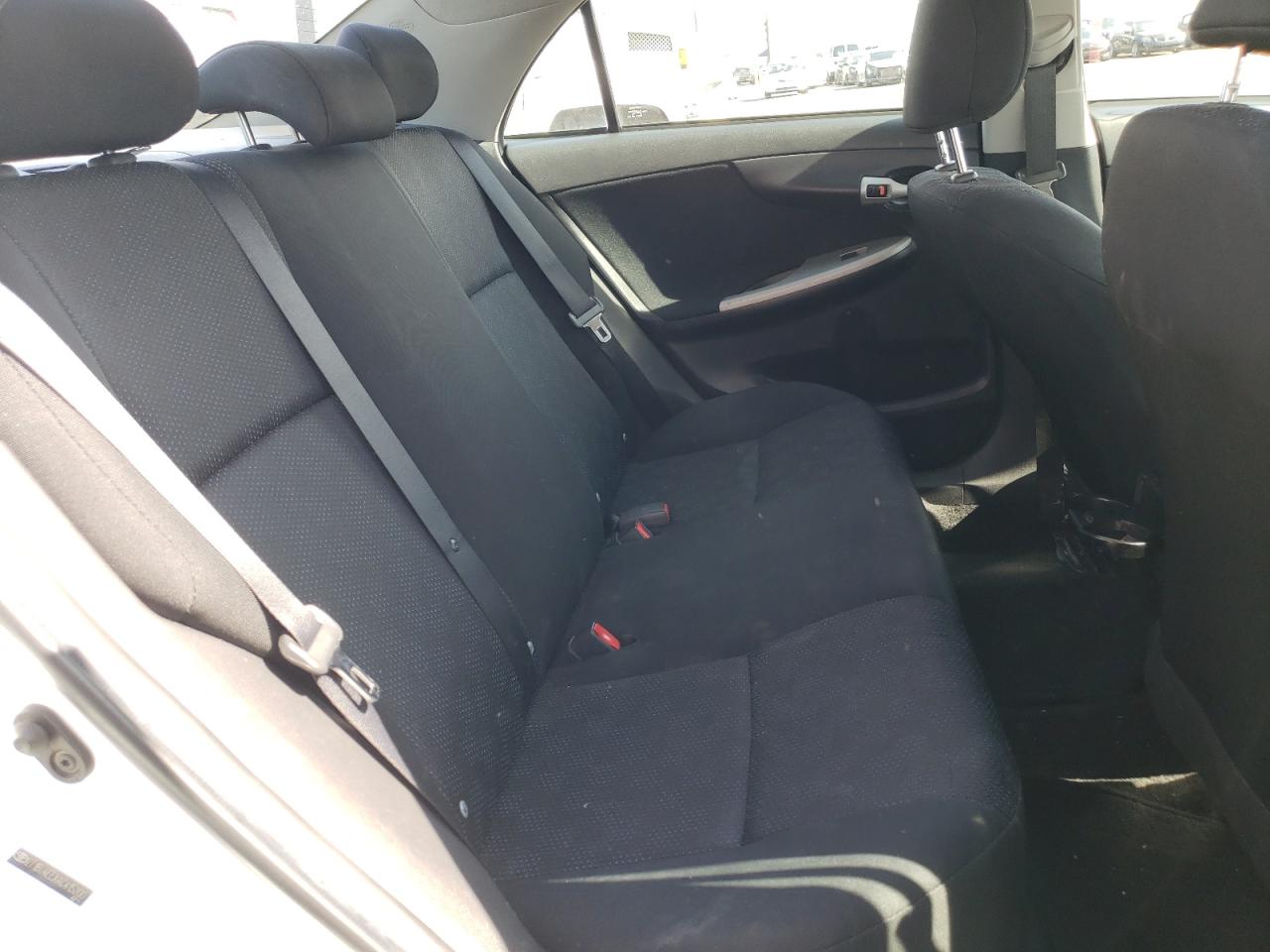 Photo 6 from auction – 2010 TOYOTA COROLLA BA with VIN 2T1BU4EEXAC415200