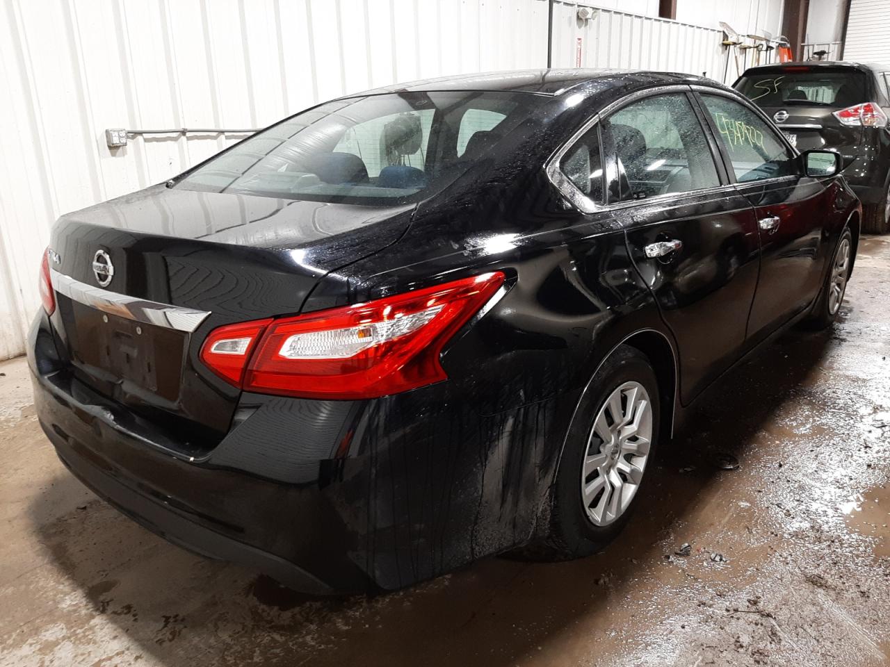 Photo 4 from auction – 2016 NISSAN ALTIMA 2.5 with VIN 1N4AL3AP7GN322498