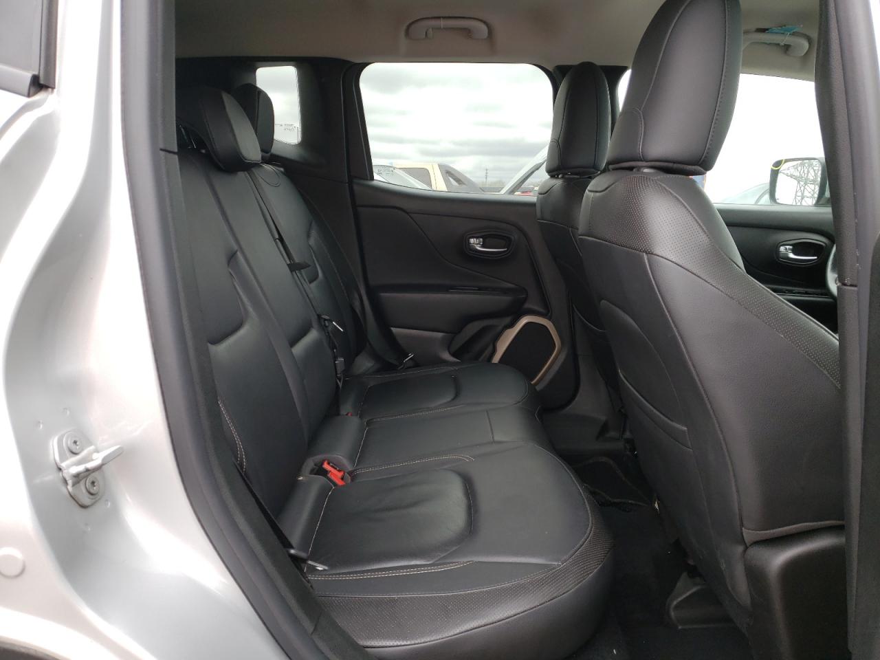 Photo 6 from auction – 2016 JEEP RENEGADE L with VIN ZACCJBDT3GPD35395