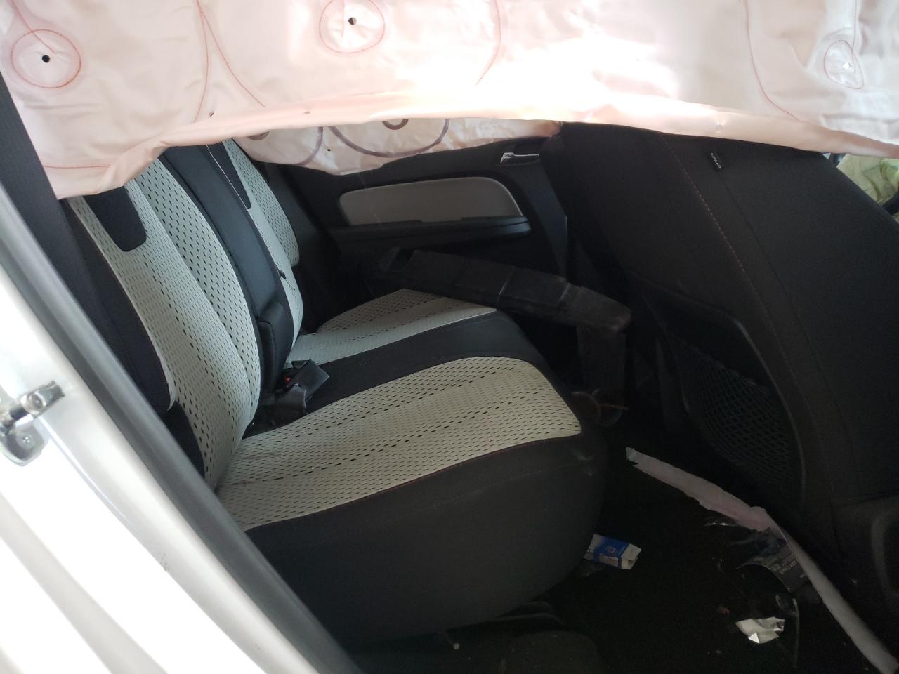 Photo 6 from auction – 2011 CHEVROLET EQUINOX LS with VIN 2CNFLCEC2B6374380