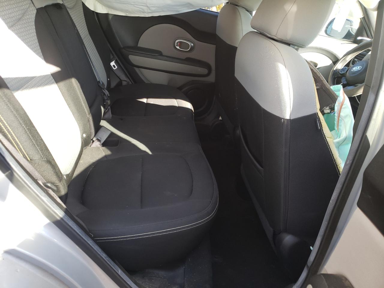 Photo 6 from auction – 2015 KIA SOUL + with VIN KNDJP3A59F7757121