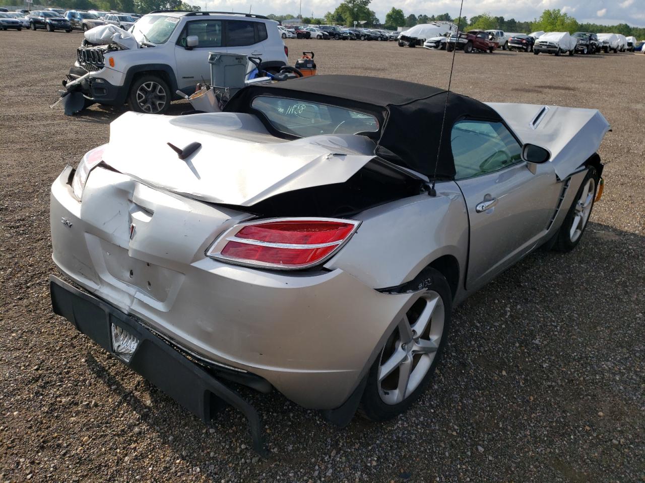 Photo 4 from auction – 2007 SATURN SKY with VIN 1G8MB35B37Y120601