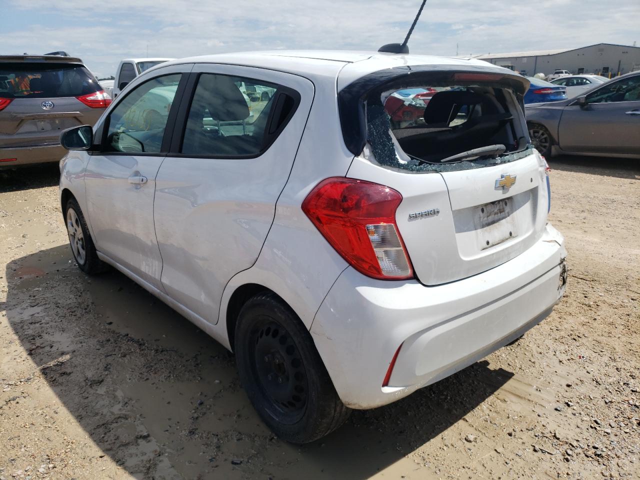 Photo 3 from auction – 2020 CHEVROLET SPARK LS with VIN KL8CB6SA2LC450759