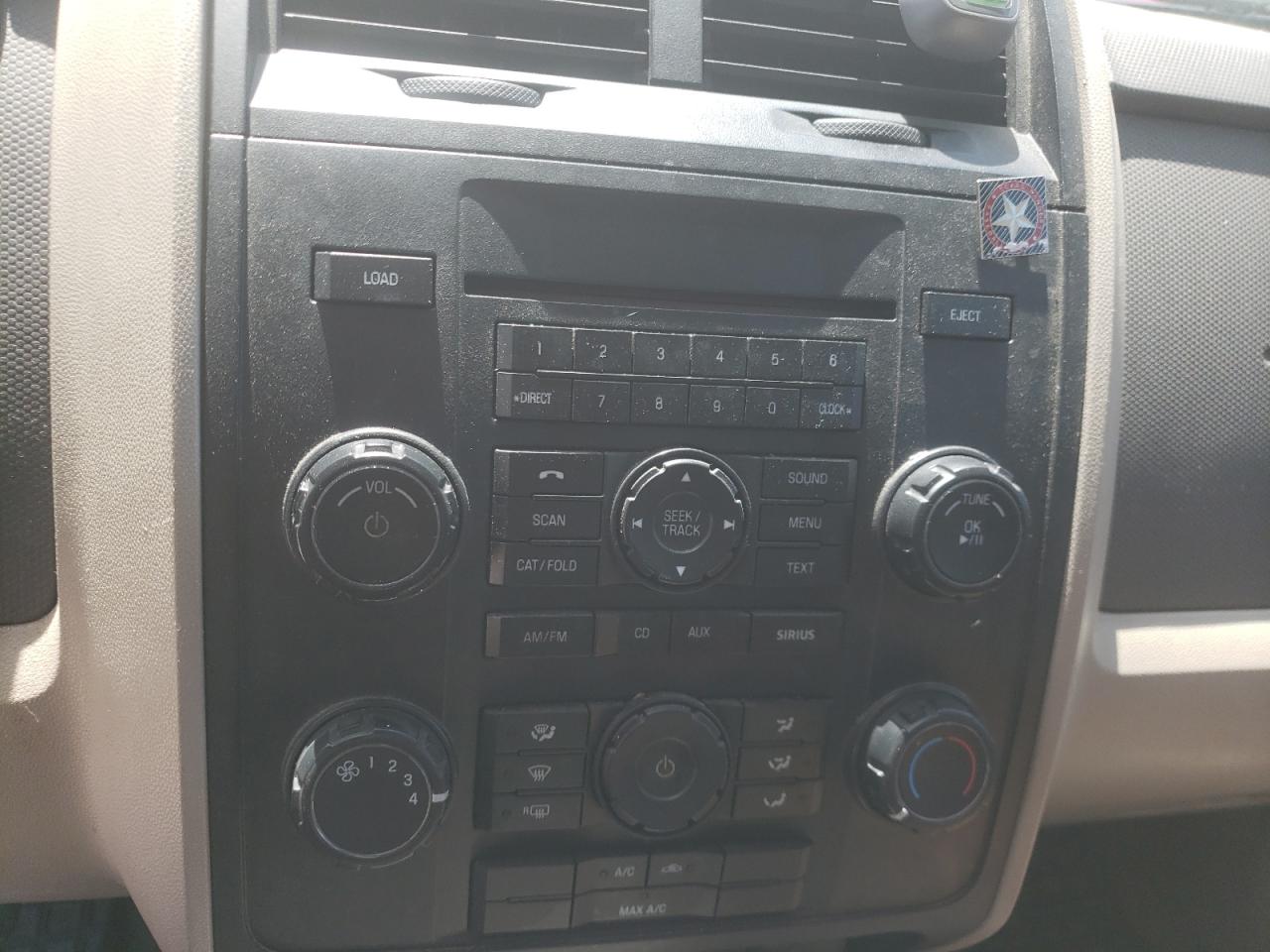 Photo 9 from auction – 2010 FORD ESCAPE XLS with VIN 1FMCU0C78AKB18728