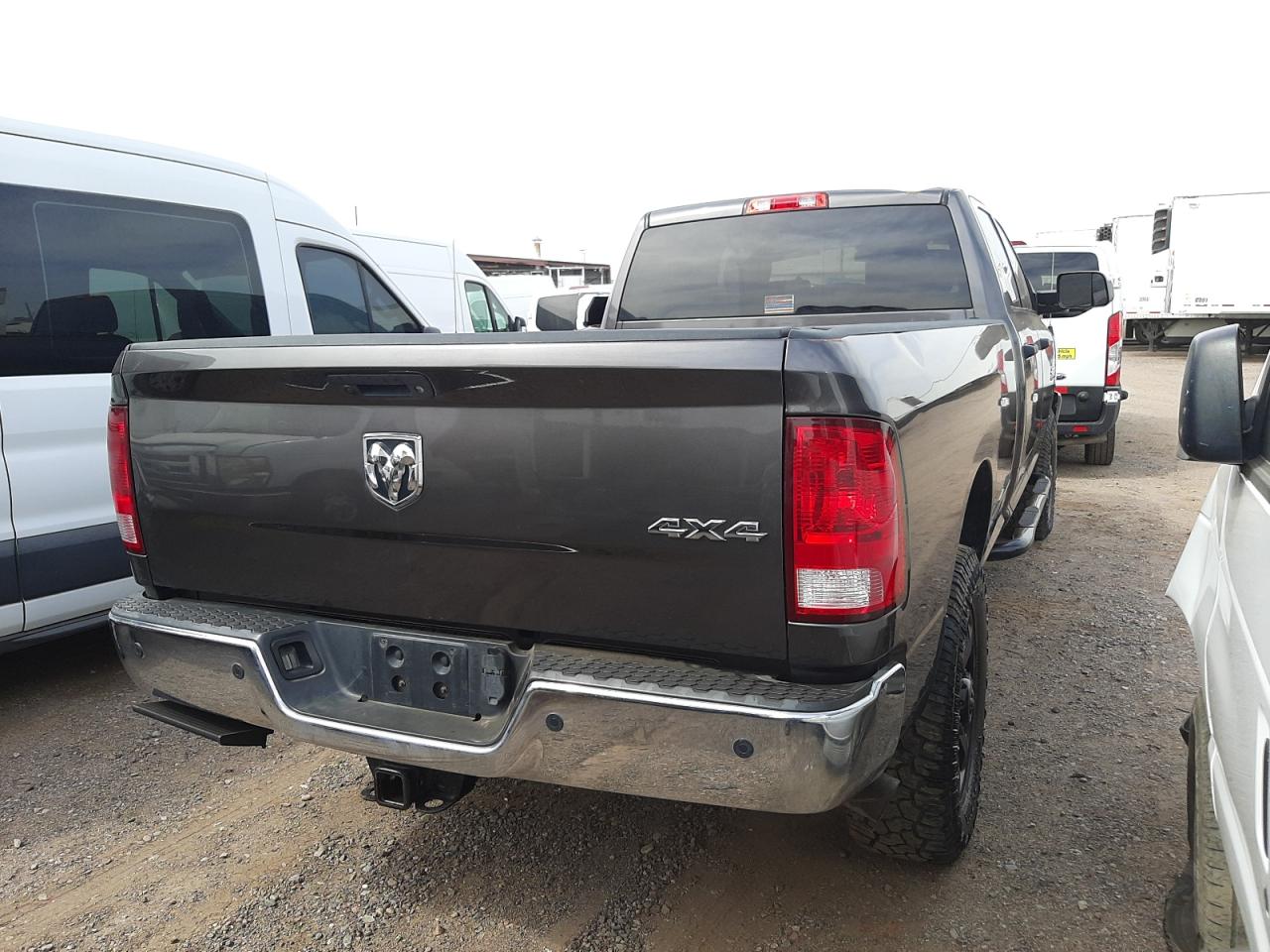 Photo 4 from auction – 2017 RAM 2500 ST with VIN 3C6UR5HL8HG685947