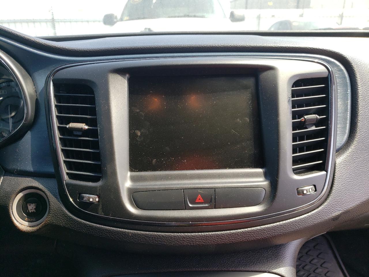 Foto 9 de la subasta – 2015 CHRYSLER 200 S con VIN 1C3CCCBG3FN518801