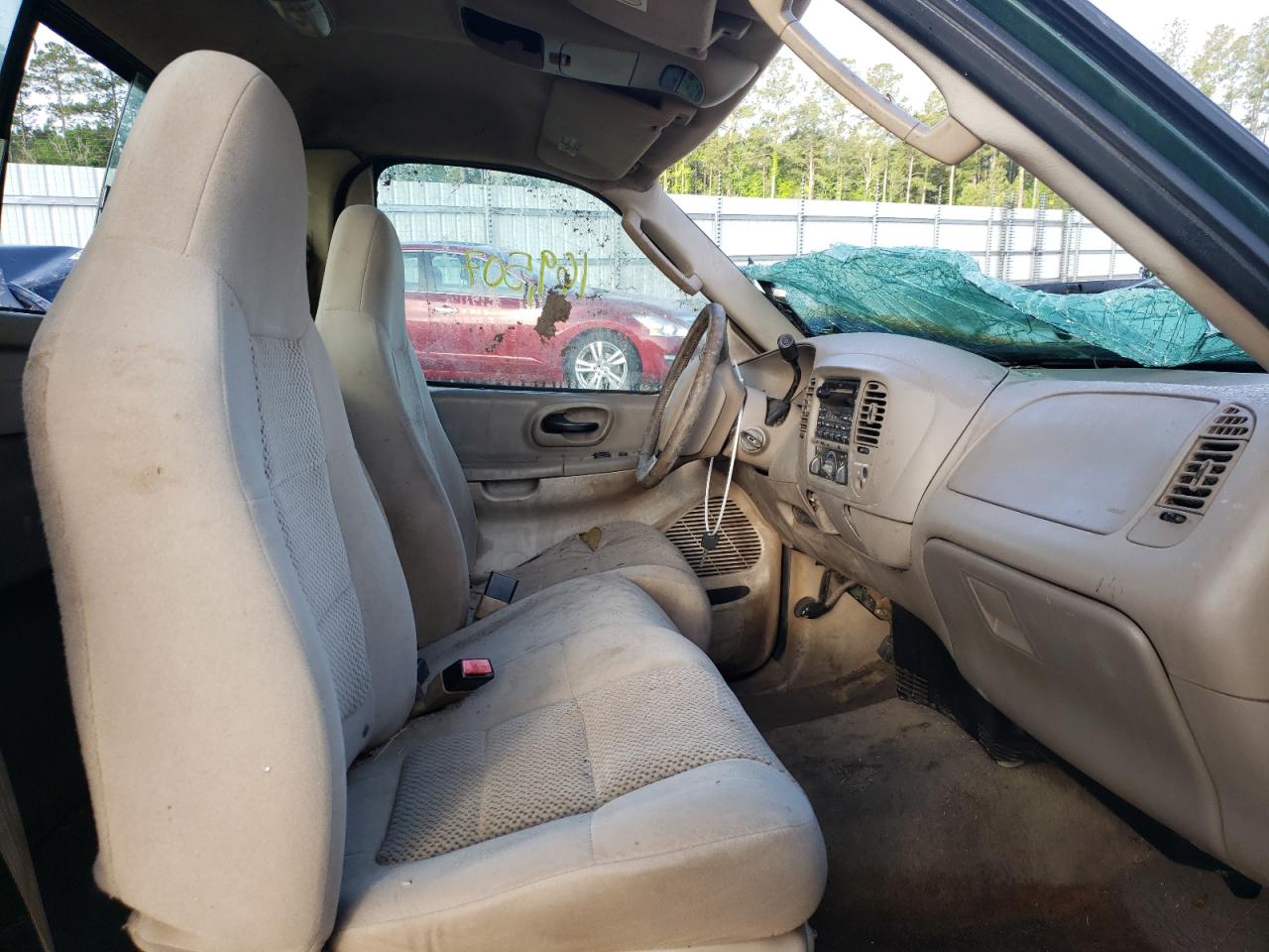 Photo 5 from auction – 2003 FORD F150 with VIN 1FTRF17L13NA25430