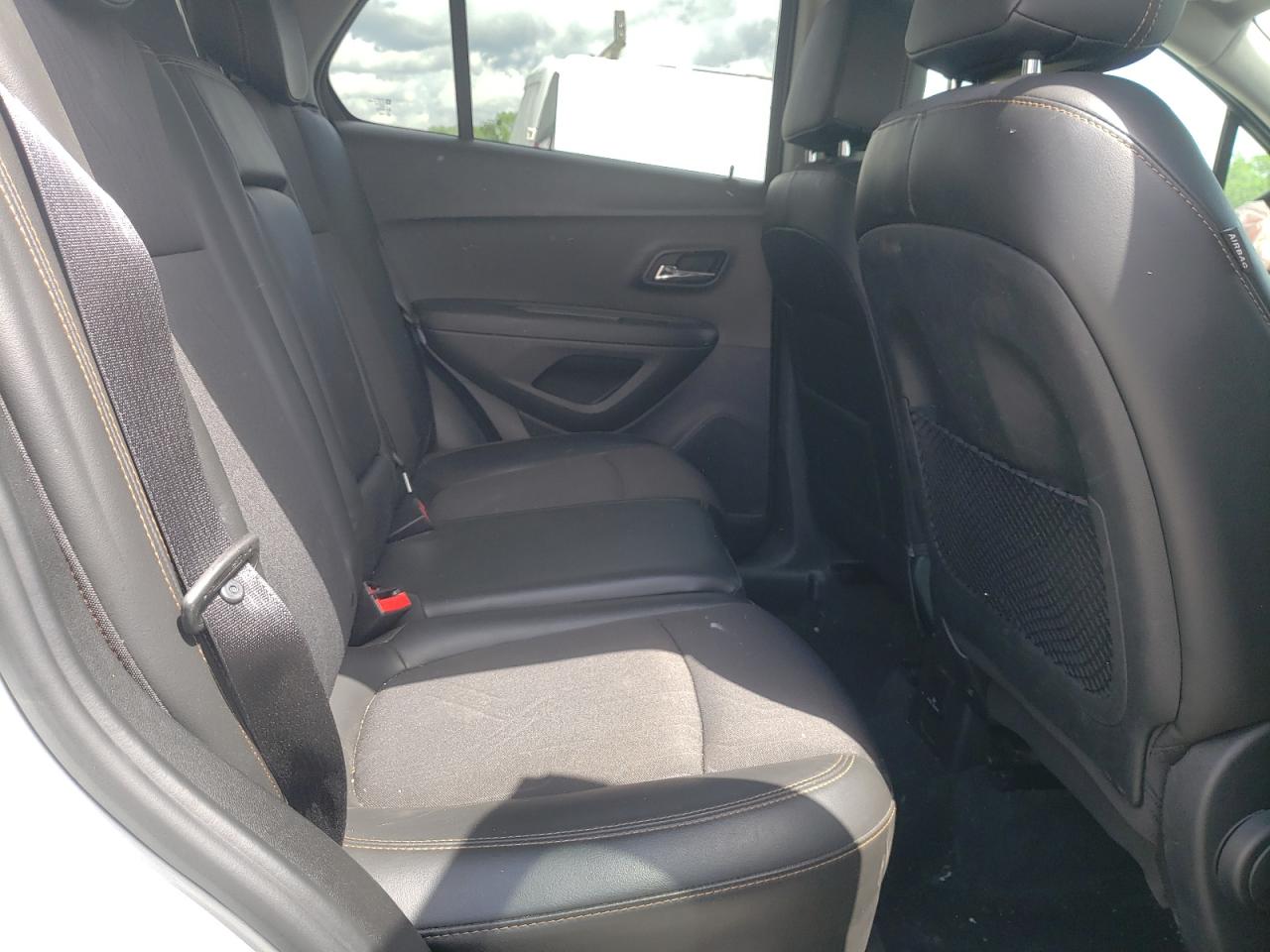 Photo 6 from auction – 2018 CHEVROLET TRAX 1LT with VIN 3GNCJPSB1JL193563