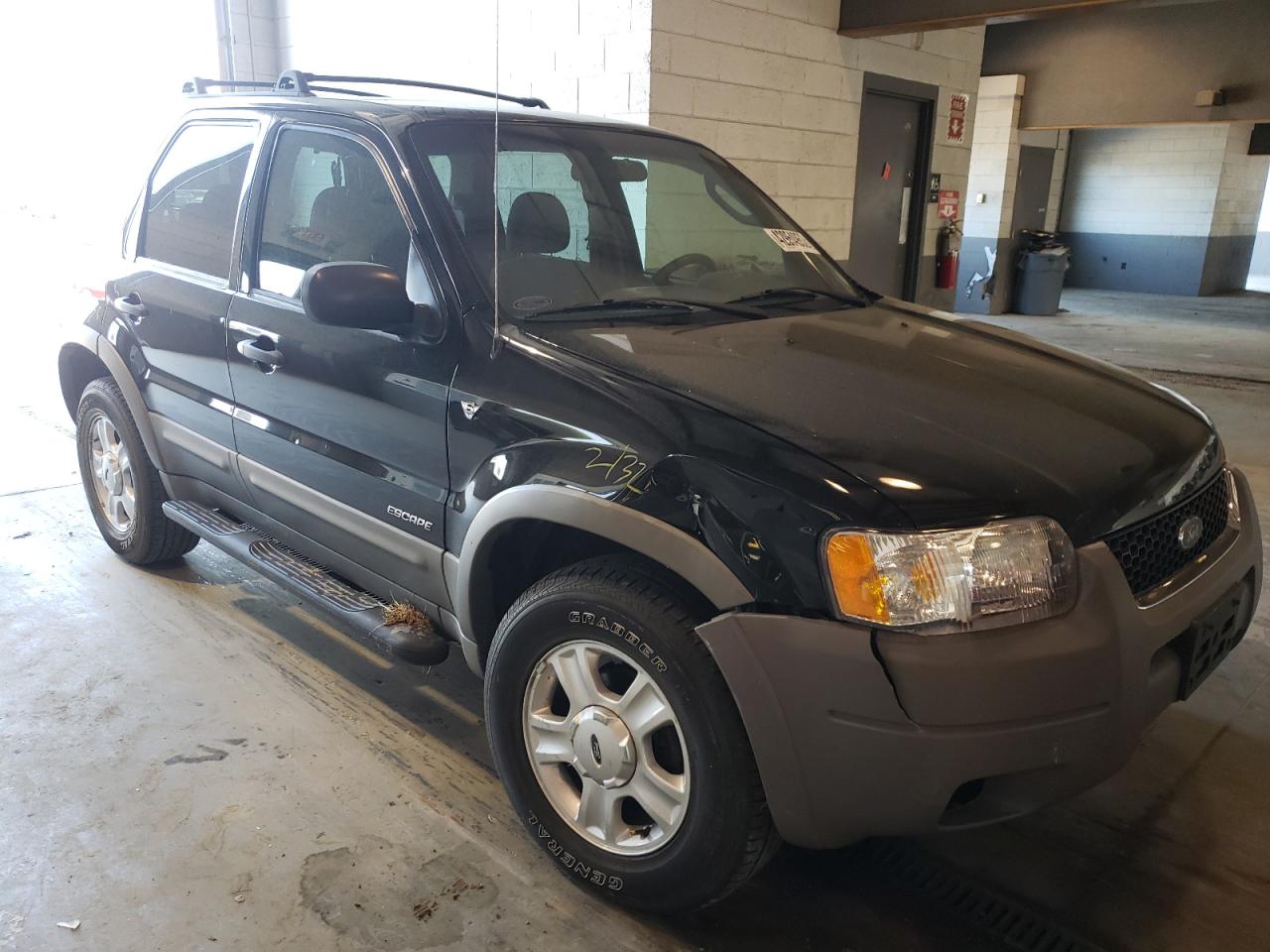 Photo 9 from auction – 2002 FORD ESCAPE XLT with VIN 1FMYU03102KC93137