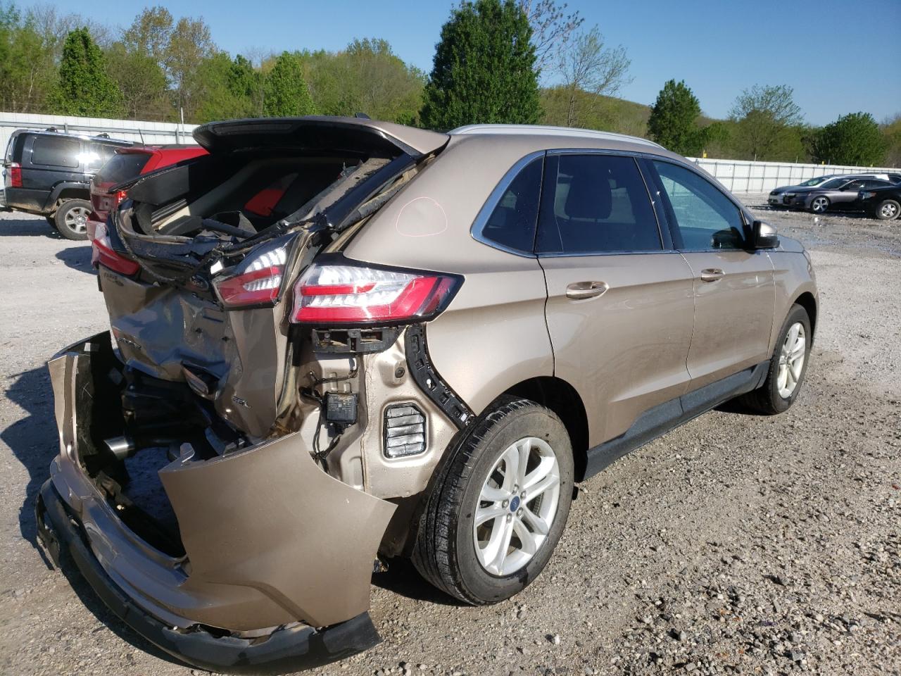 Photo 4 from auction – 2020 FORD EDGE SEL with VIN 2FMPK3J93LBB62095