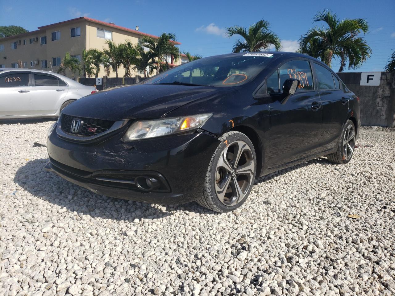 Photo 2 from auction – 2015 HONDA CIVIC SI with VIN 2HGFB6E53FH701133