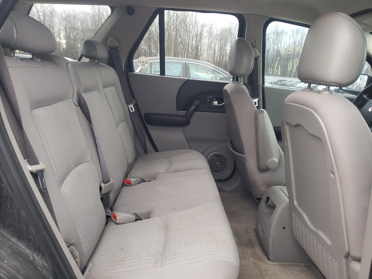 Photo 5 from auction – 2005 SATURN VUE with VIN 5GZCZ33D15S824814
