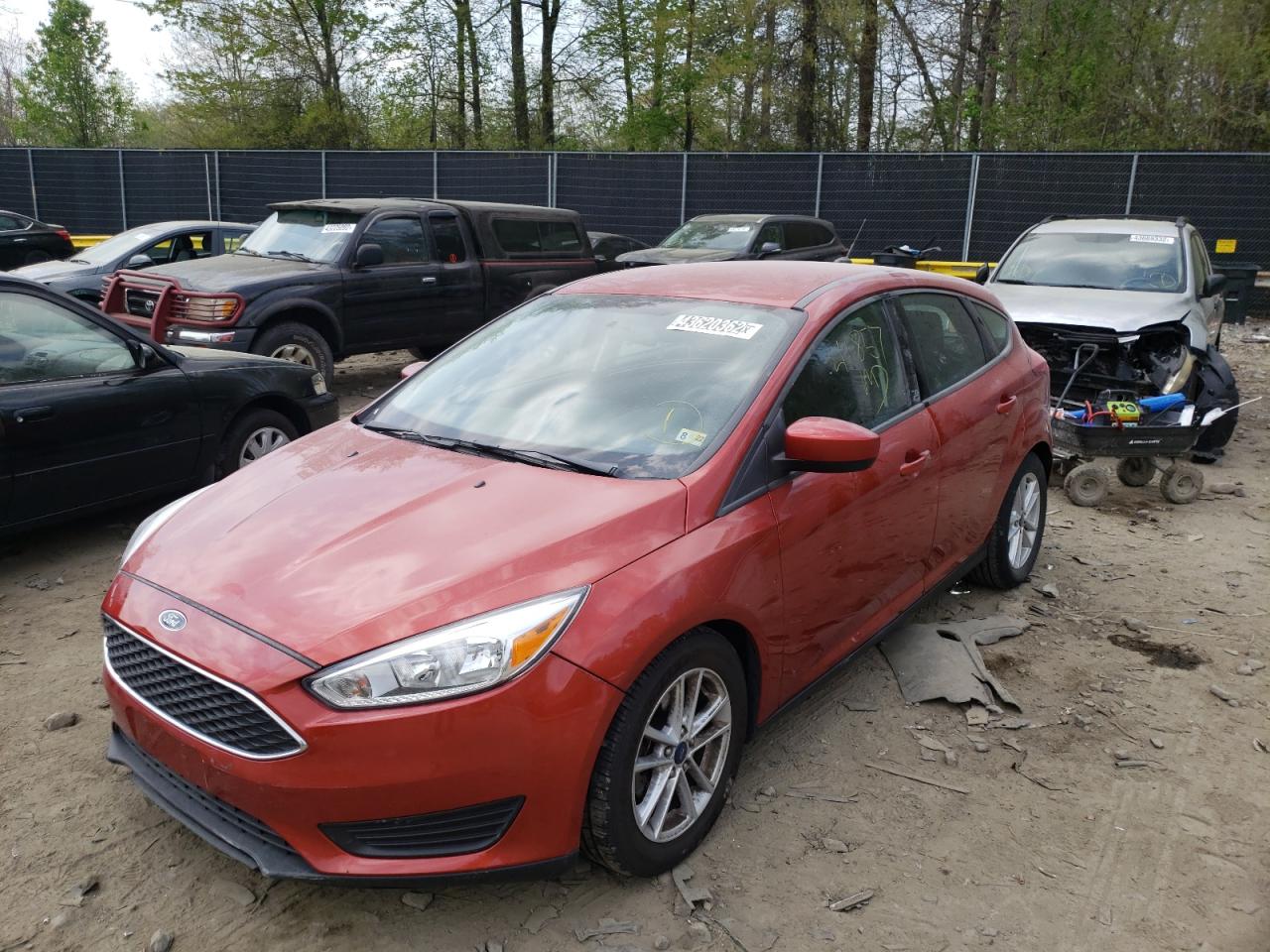 Photo 2 from auction – 2018 FORD FOCUS SE with VIN 1FADP3K27JL246028
