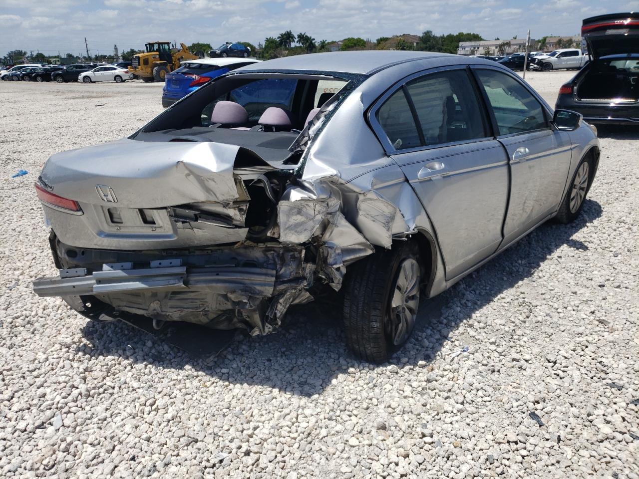 Photo 4 from auction – 2011 HONDA ACCORD LX with VIN 1HGCP2E38BA097132