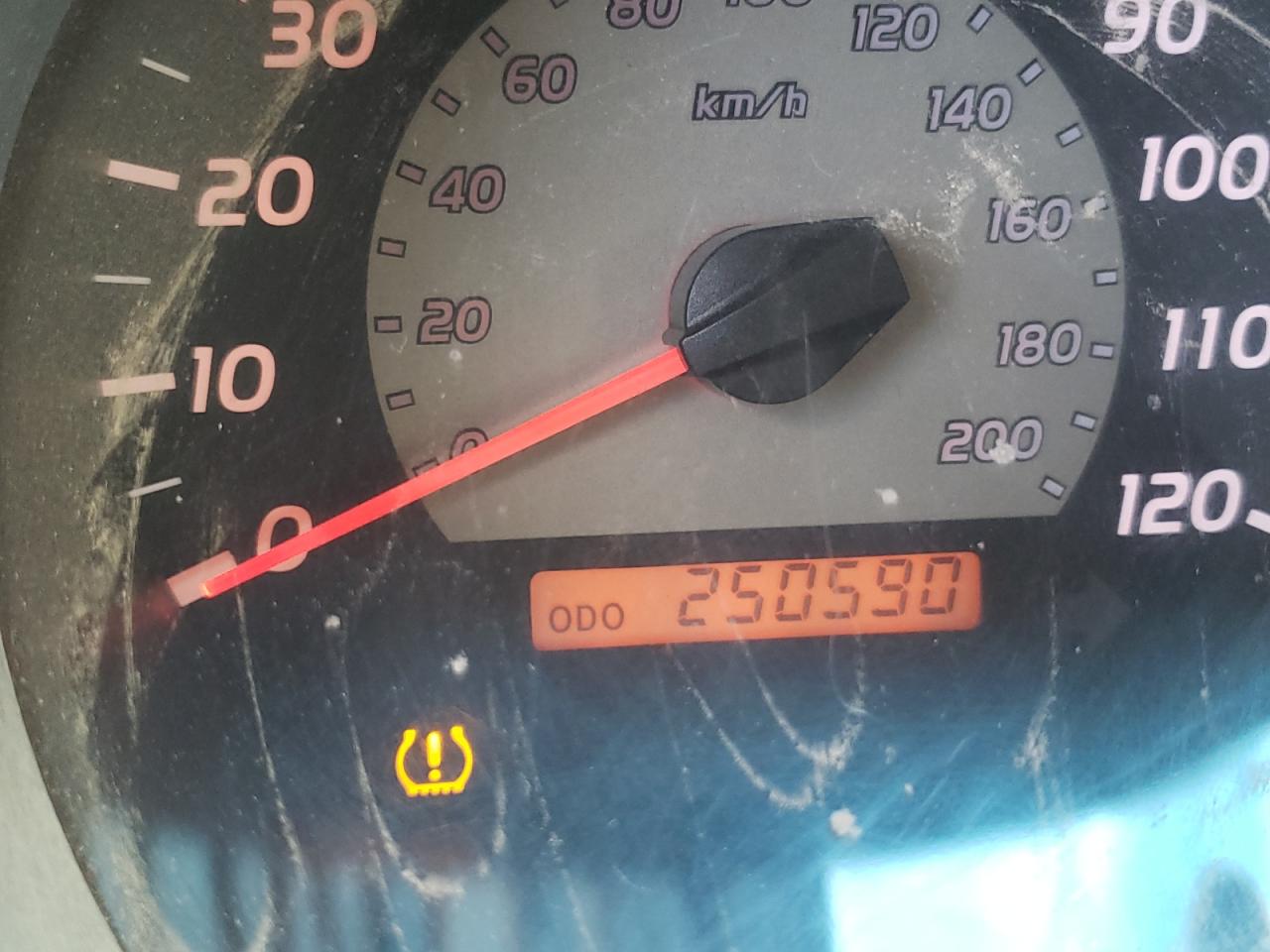 Photo 8 from auction – 2011 TOYOTA TACOMA DOU with VIN 5TFLU4EN5BX011597
