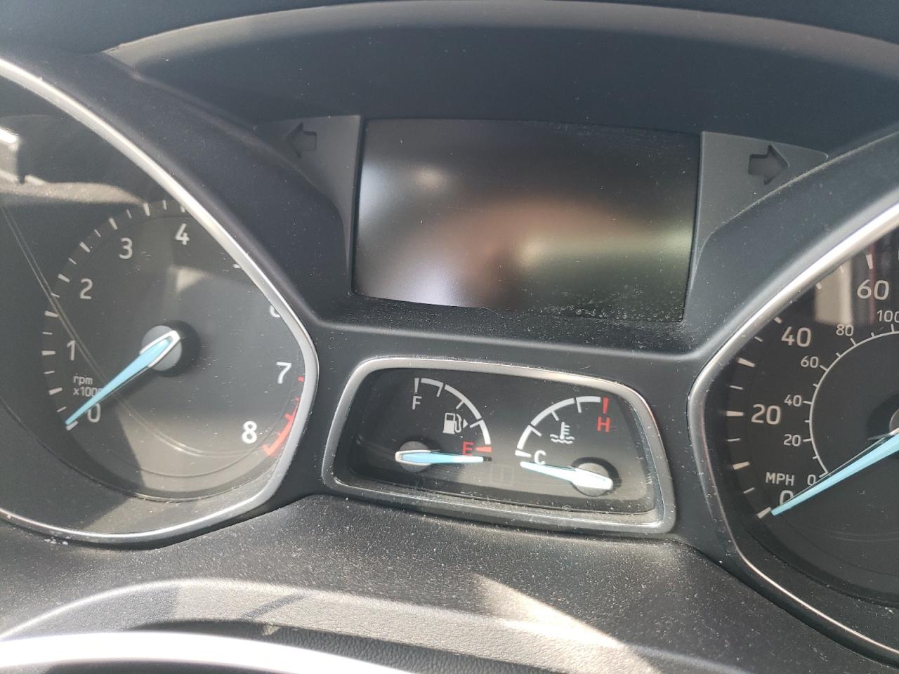 Photo 8 from auction – 2018 FORD ESCAPE SE with VIN 1FMCU0GD7JUD42738