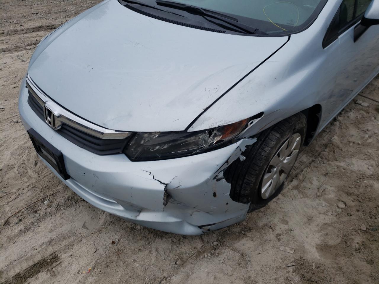 Photo 9 from auction – 2012 HONDA CIVIC LX with VIN 2HGFB2F54CH579045