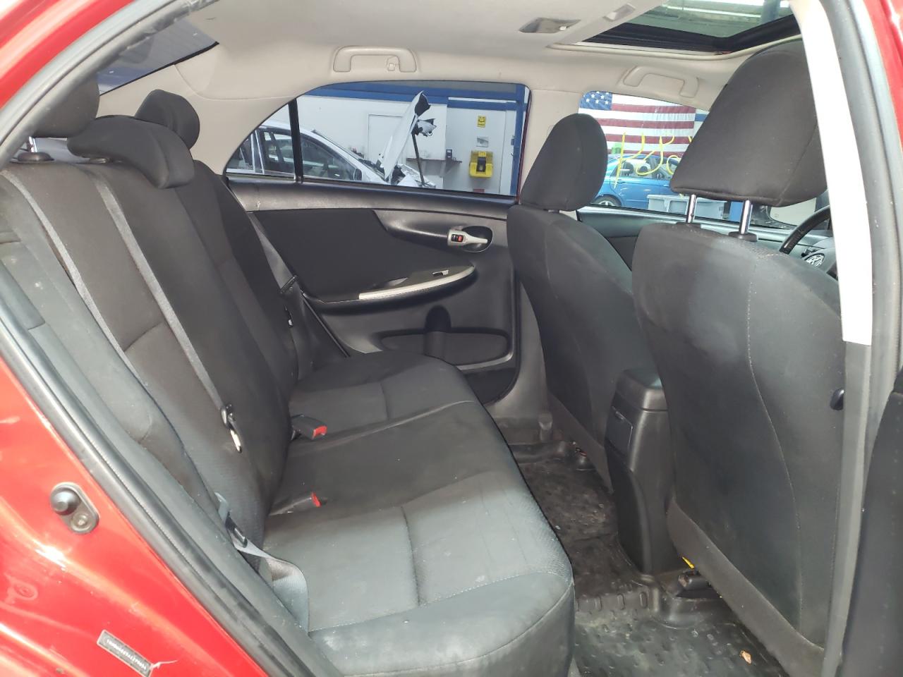 Photo 6 from auction – 2010 TOYOTA COROLLA with VIN 1NXBU4EE5AZ279654