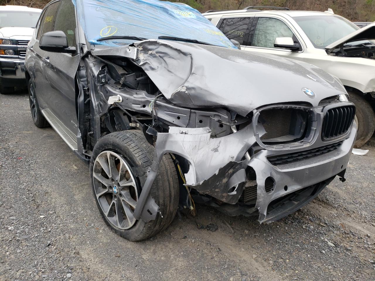 Photo 9 from auction – 2017 BMW X5 XDRIVE3 with VIN 5UXKR0C56H0U53233