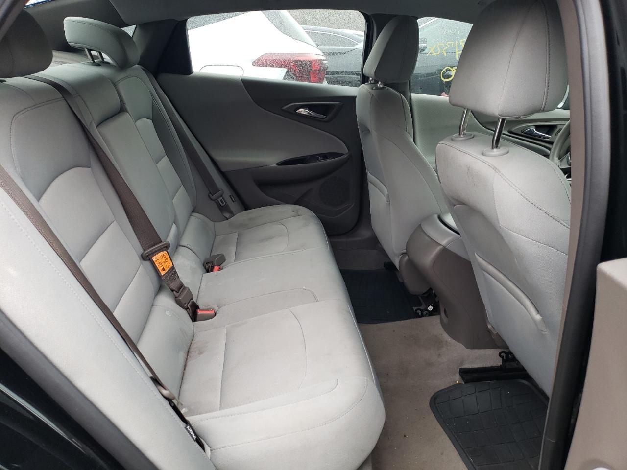 Photo 6 from auction – 2017 CHEVROLET MALIBU LS with VIN 1G1ZB5ST6HF161900