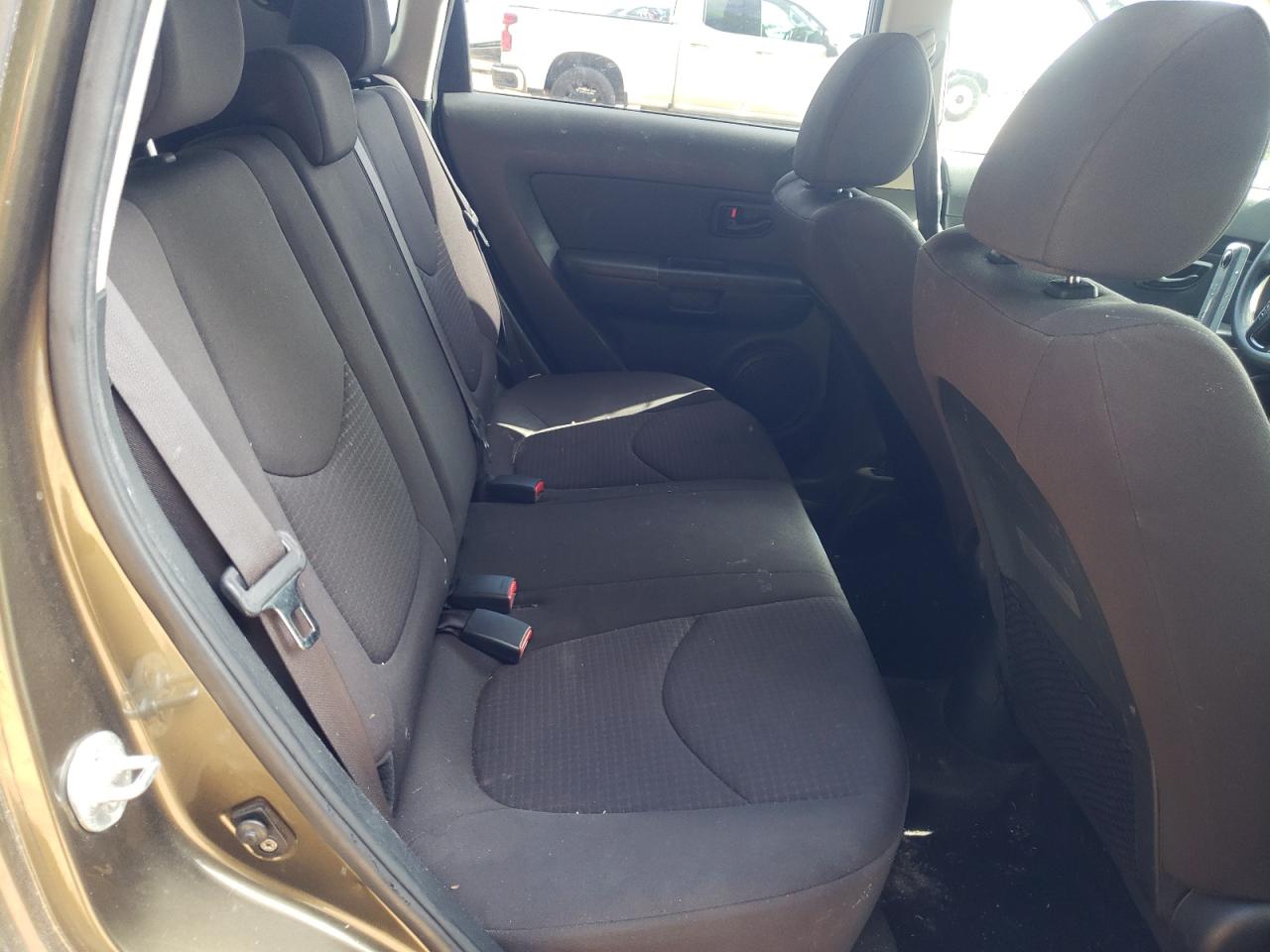 Photo 6 from auction – 2013 KIA SOUL with VIN KNDJT2A51D7530931