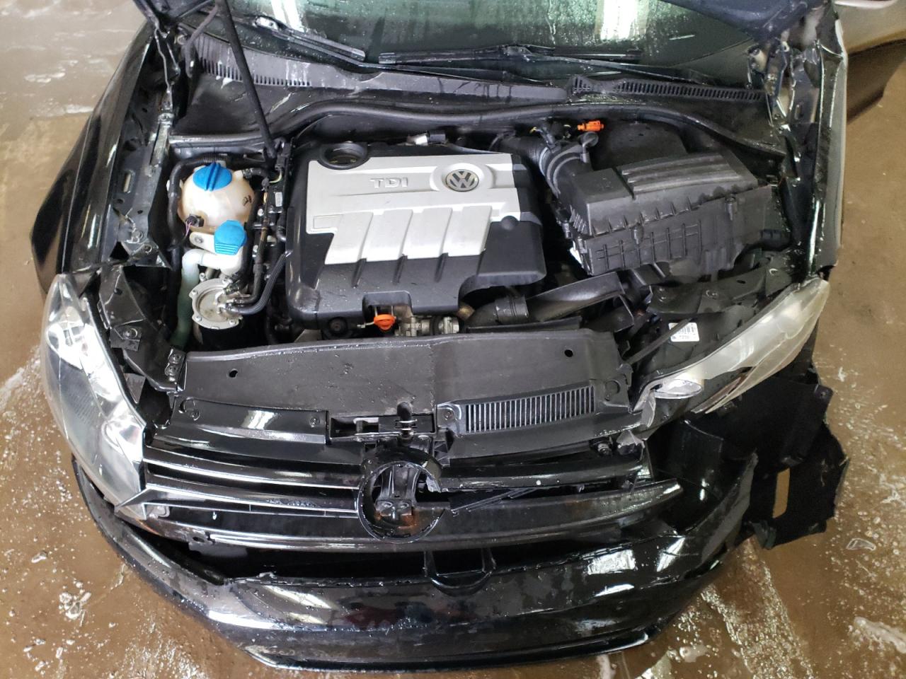 Photo 7 from auction – 2012 VOLKSWAGEN JETTA TDI with VIN 3VWPL7AJ2CM632955