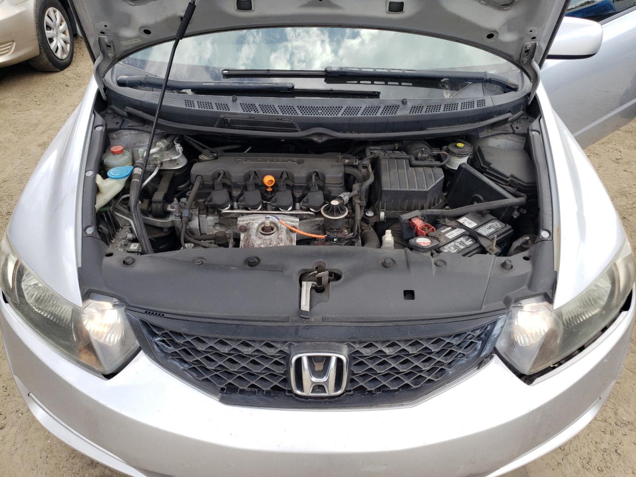 Photo 11 from auction – 2010 HONDA CIVIC LX with VIN 2HGFG1B60AH537334