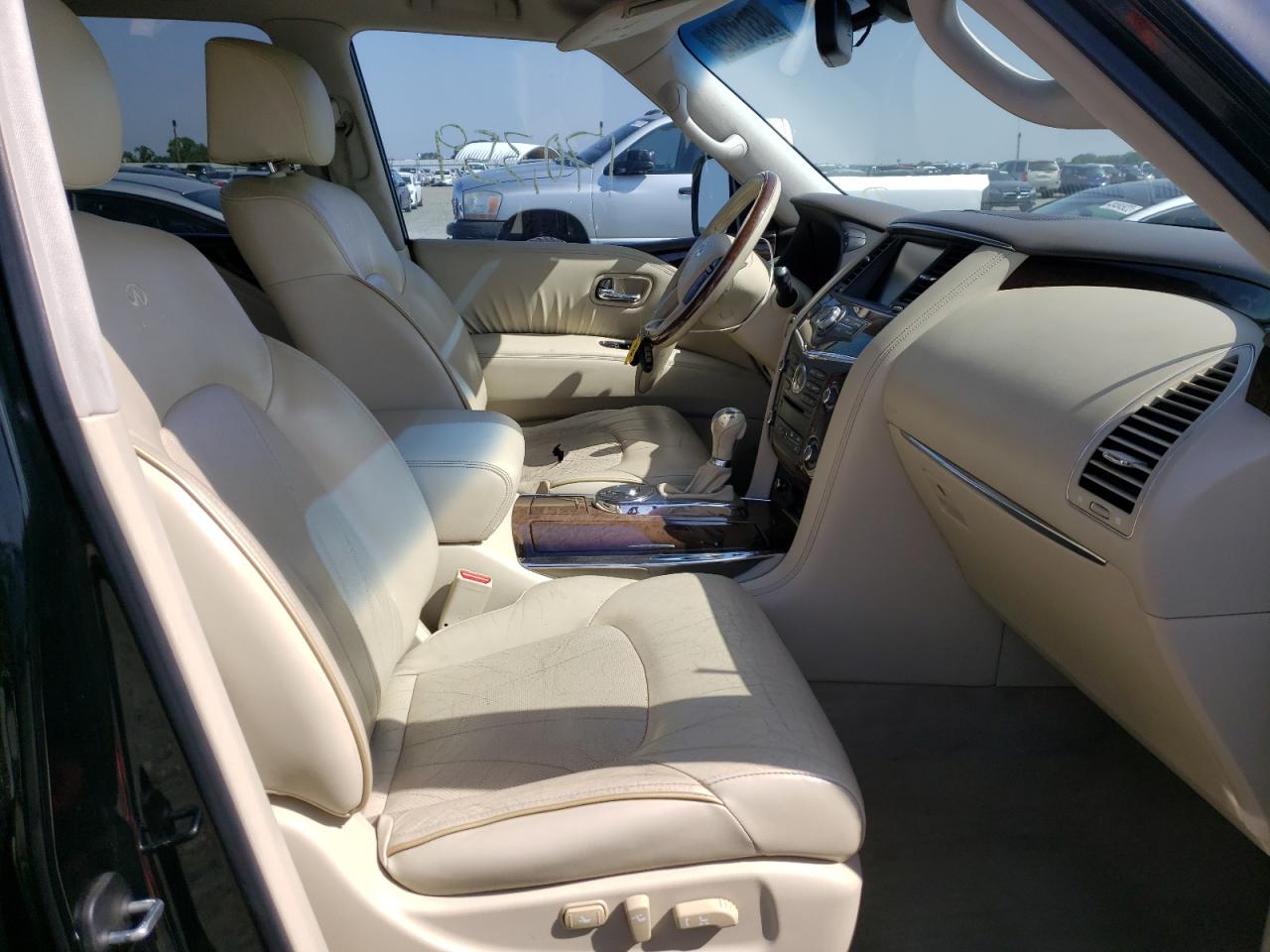 Photo 5 from auction – 2011 INFINITI QX56 with VIN JN8AZ2ND3B9701412